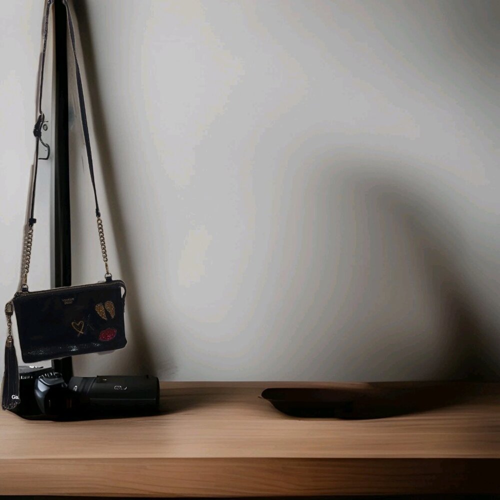 Love‎ Victoria Secret Crossbody Bag Purse Black Sequence Lips Angel Wings